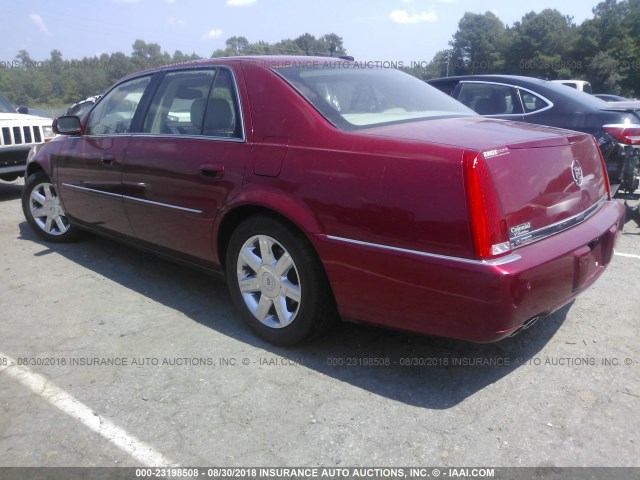 1G6KD57Y17U144233 - 2007 CADILLAC DTS RED photo 3