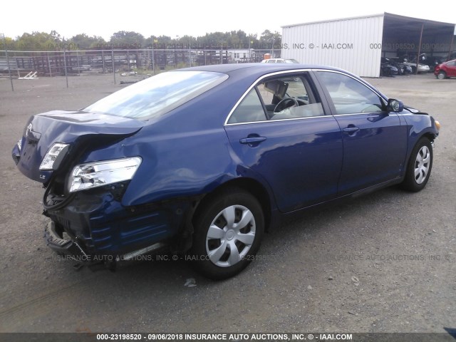 4T1BE46K27U085643 - 2007 TOYOTA CAMRY NEW GENERAT CE/LE/XLE/SE BLUE photo 4