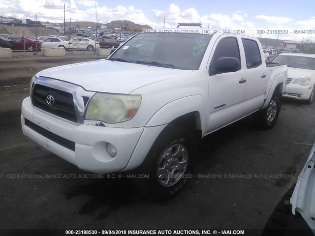 5TELU42N86Z298145 - 2006 TOYOTA TACOMA DOUBLE CAB 白色 照片 2