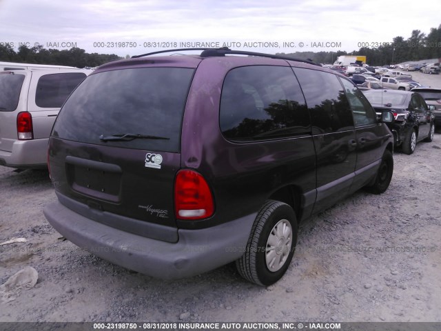 2P4GP4437WR542017 - 1998 PLYMOUTH GRAND VOYAGER SE MAROON photo 4