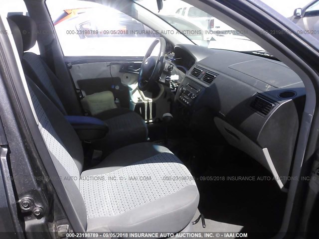 1FAFP34N77W153758 - 2007 FORD FOCUS ZX4/S/SE/SES GRAY photo 5