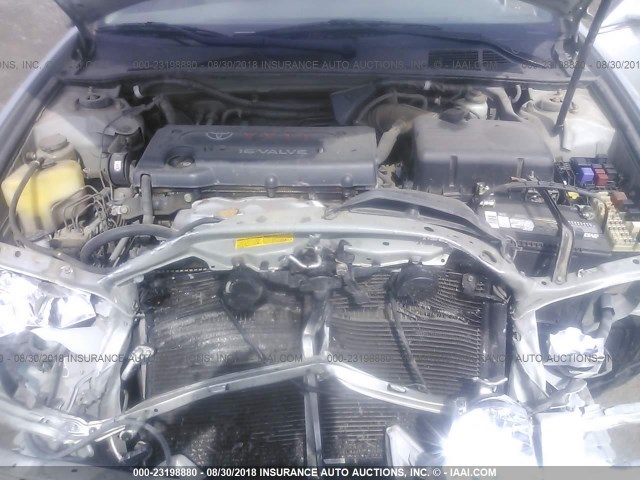 JTDBE32K620087352 - 2002 TOYOTA CAMRY LE/XLE/SE 银色 照片 10