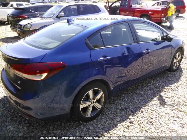 3KPFL4A72JE202710 - 2018 KIA FORTE LX/S BLUE photo 4