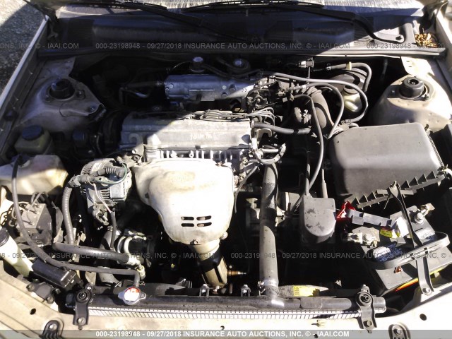 JT2BG22K2V0016795 - 1997 TOYOTA CAMRY LE/XLE GOLD photo 10