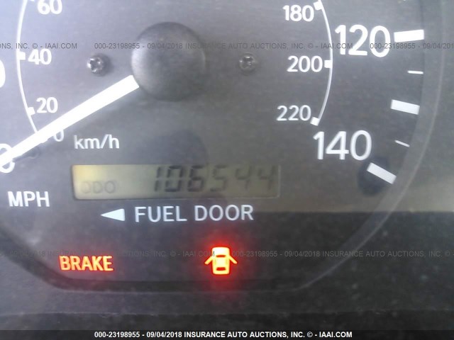 JT2BG22K110602303 - 2001 TOYOTA CAMRY CE/LE/XLE 银色 照片 7