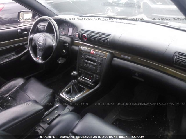 WAURD68D11A001589 - 2001 AUDI S4 2.7 QUATTRO BLACK photo 5