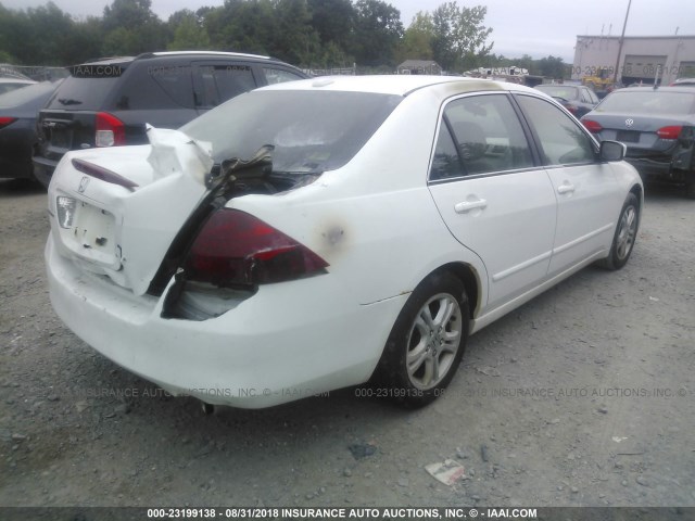 1HGCM56847A216046 - 2007 HONDA ACCORD EX WHITE photo 4