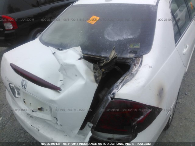 1HGCM56847A216046 - 2007 HONDA ACCORD EX WHITE photo 6