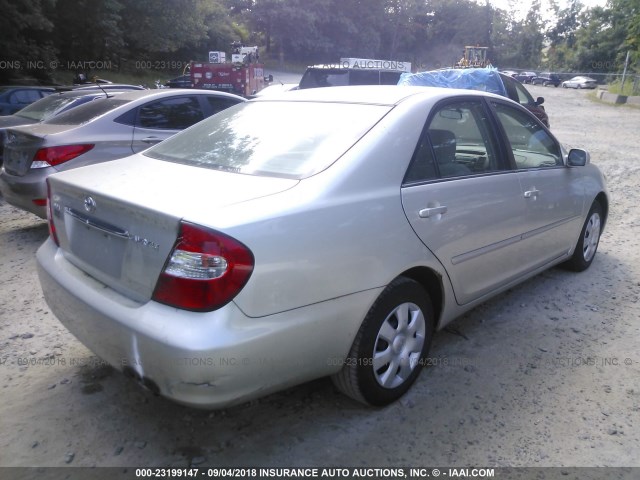 4T1BE32K94U304531 - 2004 TOYOTA CAMRY LE/XLE/SE Gümüş foto 4