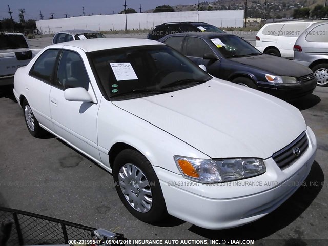 JT2BG22K3Y0418183 - 2000 TOYOTA CAMRY CE/LE/XLE 白色 照片 1