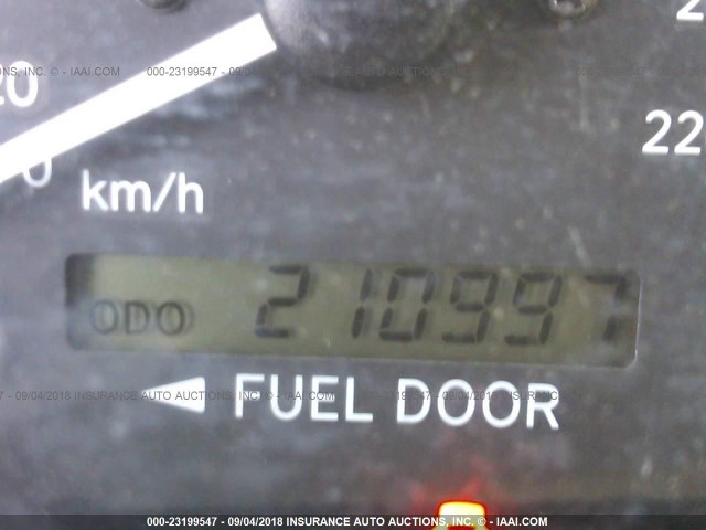 JT2BG22K3Y0418183 - 2000 TOYOTA CAMRY CE/LE/XLE 白色 照片 7