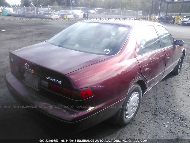 JT2BG28K0X0332528 - 1999 TOYOTA CAMRY LE/XLE RED photo 4