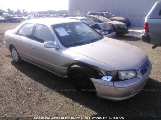 JT2BG22K2Y0430602 - 2000 TOYOTA CAMRY CE/LE/XLE 金色 照片 1