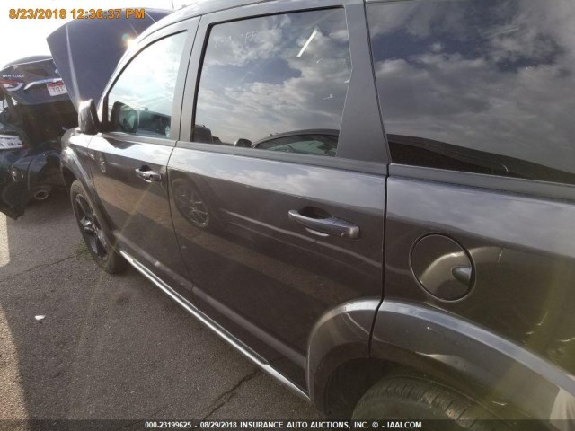 3C4PDDGG8JT386863 - 2018 DODGE JOURNEY CROSSROAD GRAY photo 15