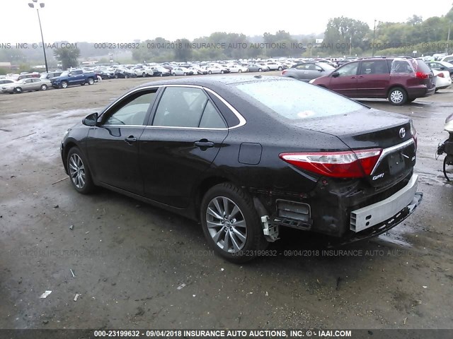 4T4BF1FK4GR535648 - 2016 TOYOTA CAMRY LE/XLE/SE/XSE BLACK photo 3