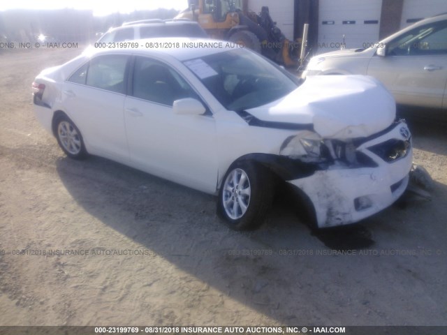 4T1BF3EK6BU668640 - 2011 TOYOTA CAMRY SE/LE/XLE 白色 照片 1