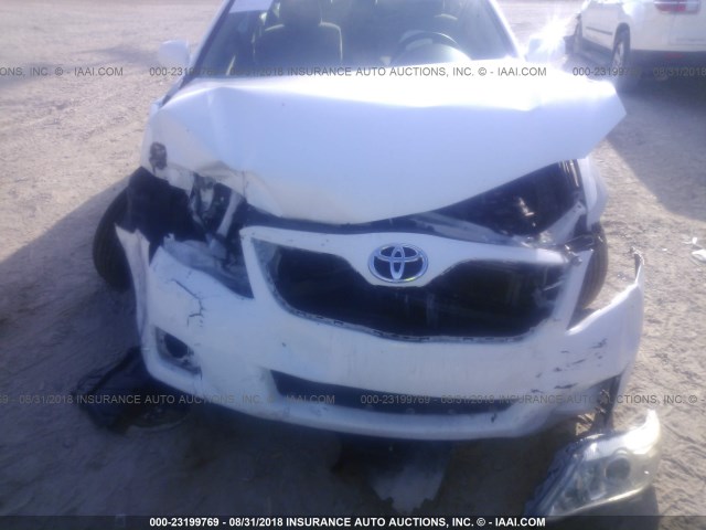 4T1BF3EK6BU668640 - 2011 TOYOTA CAMRY SE/LE/XLE 白色 照片 6