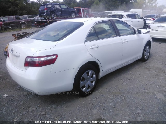 4T1BE46K57U729748 - 2007 TOYOTA CAMRY NEW GENERAT CE/LE/XLE/SE WHITE photo 4