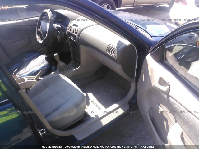 2T1BR12E9WC095508 - 1998 TOYOTA COROLLA VE/CE/LE 蓝色 照片 5