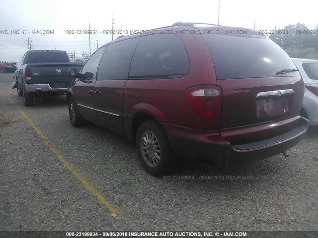 2C8GT64L82R612001 - 2002 CHRYSLER TOWN & COUNTRY LIMITED RED photo 3