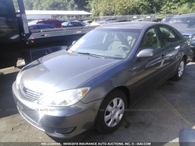 4T1BE32K75U623640 - 2005 TOYOTA CAMRY LE/XLE/SE Boz foto 2