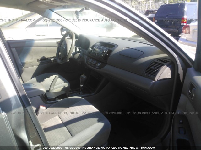 4T1BE32K75U623640 - 2005 TOYOTA CAMRY LE/XLE/SE Boz foto 5