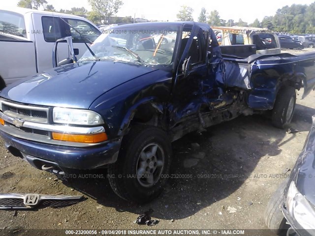 1GCDT19W41K153590 - 2001 CHEVROLET S TRUCK S10 BLUE photo 2