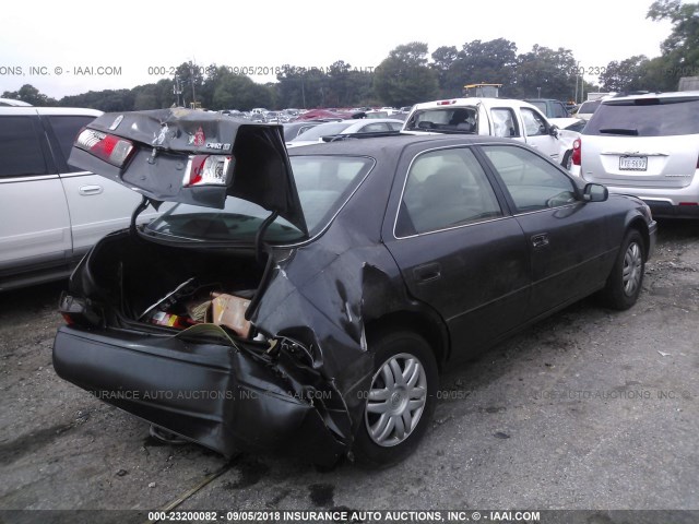 4T1BG22K6YU951124 - 2000 TOYOTA CAMRY CE/LE/XLE 灰色 照片 4