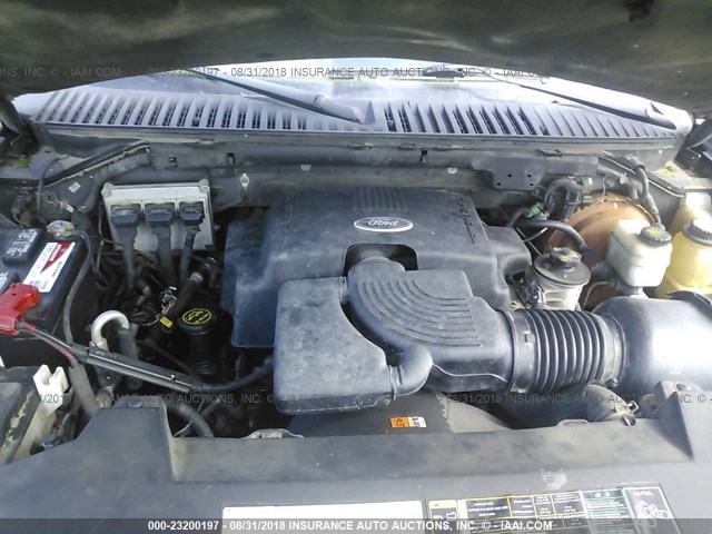 1FMFU16L83LB34680 - 2003 FORD EXPEDITION XLT GRAY photo 10