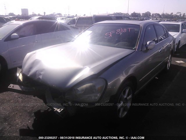 JNKBF01AX2M003304 - 2002 INFINITI Q45 GRAY photo 2