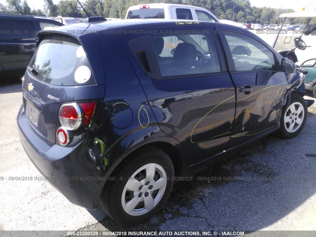 1G1JA6SH1F4145601 - 2015 CHEVROLET SONIC LS 蓝色 照片 4