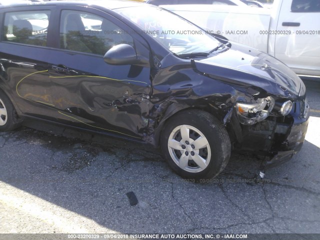 1G1JA6SH1F4145601 - 2015 CHEVROLET SONIC LS 蓝色 照片 6