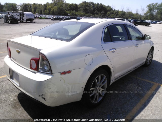 1G1ZE5E13BF242152 - 2011 CHEVROLET MALIBU LTZ 白色 照片 4