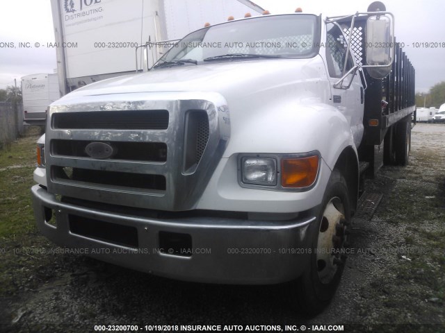 3FRNF65F87V453940 - 2007 FORD F650 SUPER DUTY WHITE photo 2