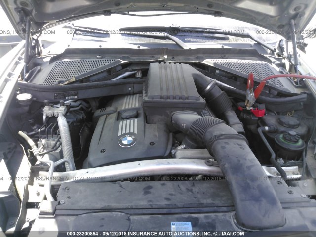 5UXFE4C59AL384742 - 2010 BMW X5 XDRIVE30I Մոխրագույն լուսանկար 10