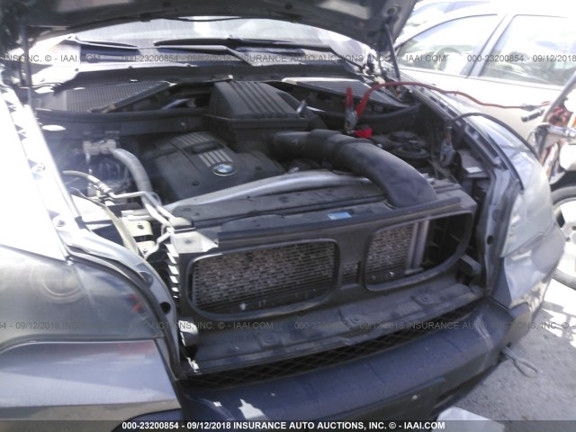 5UXFE4C59AL384742 - 2010 BMW X5 XDRIVE30I Մոխրագույն լուսանկար 6