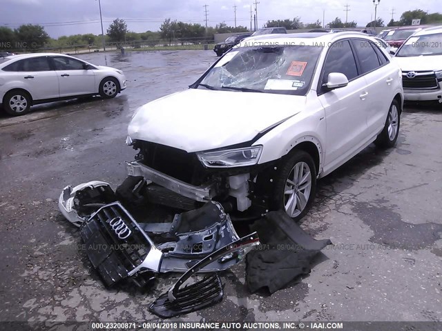 WA1BCCFS6JR001980 - 2018 AUDI Q3 PREMIUM WHITE photo 2