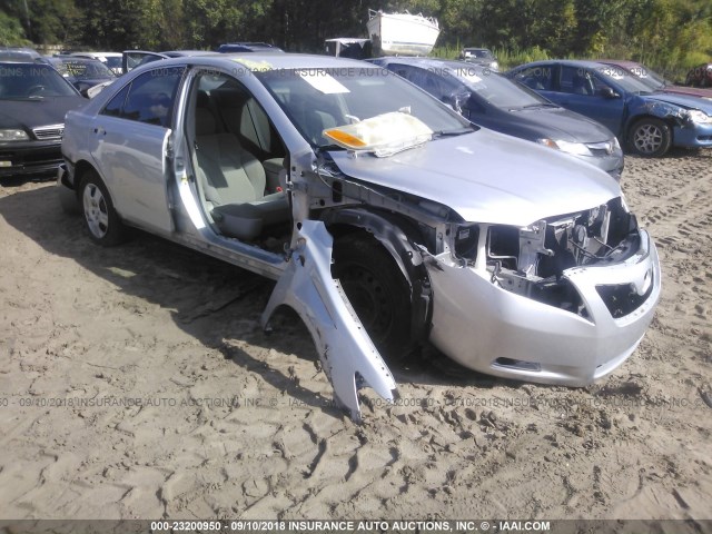 4T1BE46K77U665504 - 2007 TOYOTA CAMRY NEW GENERAT CE/LE/XLE/SE SILVER photo 1