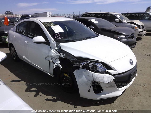 JM1BL1TG9D1716961 - 2013 MAZDA 3 I WHITE photo 1