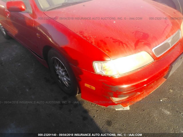 JNKCP11A7XT008108 - 1999 INFINITI G20 RED photo 6