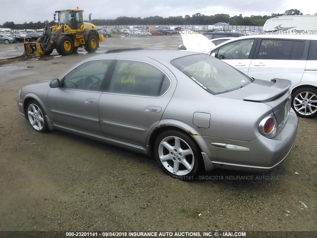 JN1DA31D92T448565 - 2002 NISSAN MAXIMA GLE/GXE/SE GRAY photo 3