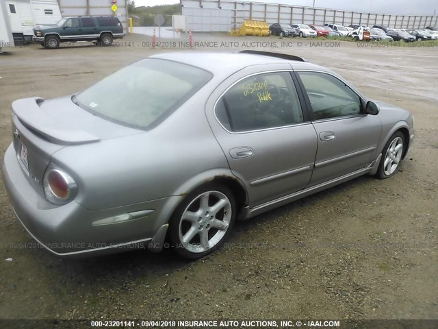 JN1DA31D92T448565 - 2002 NISSAN MAXIMA GLE/GXE/SE GRAY photo 4