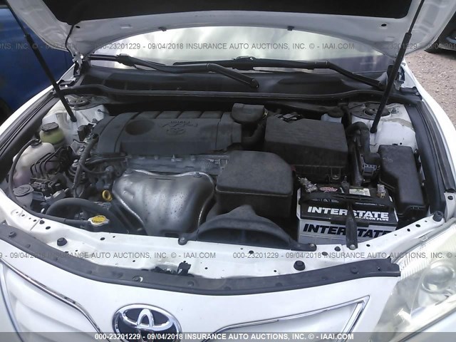 4T4BF3EK7BR117719 - 2011 TOYOTA CAMRY SE/LE/XLE თეთრი ფოტო 10