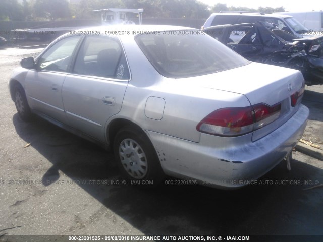 1HGCF86662A057565 - 2002 HONDA ACCORD VALUE SILVER photo 3