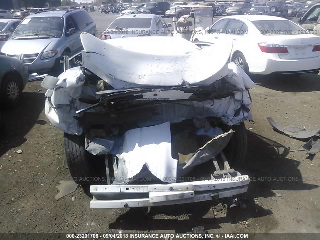 1G2WJ52K1XF335217 - 1999 PONTIAC GRAND PRIX SE WHITE photo 6