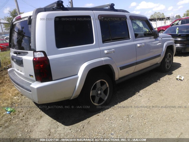 1J8HG48PX7C647899 - 2007 JEEP COMMANDER SILVER photo 4