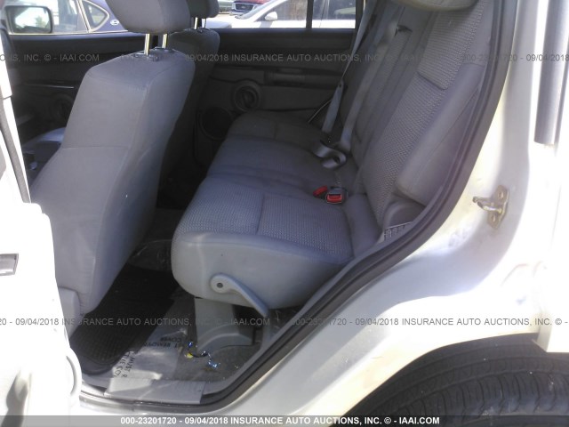 1J8HG48PX7C647899 - 2007 JEEP COMMANDER SILVER photo 8