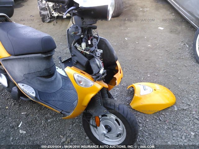 RFVPAC20X91007383 - 2009 GENUINE SCOOTER CO. BUDDY 125 YELLOW photo 5