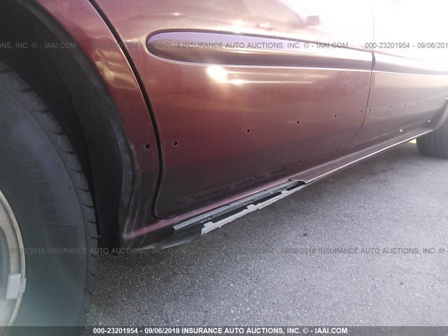 2G4WB52K1W1407494 - 1998 BUICK REGAL LS 栗色 照片 6