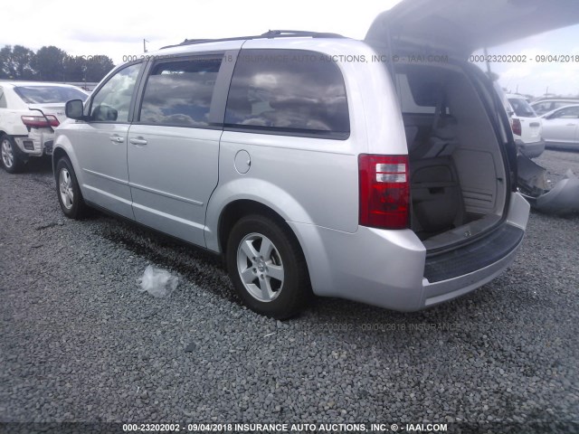 2D4RN3D18AR489643 - 2010 DODGE GRAND CARAVAN HERO SILVER photo 3